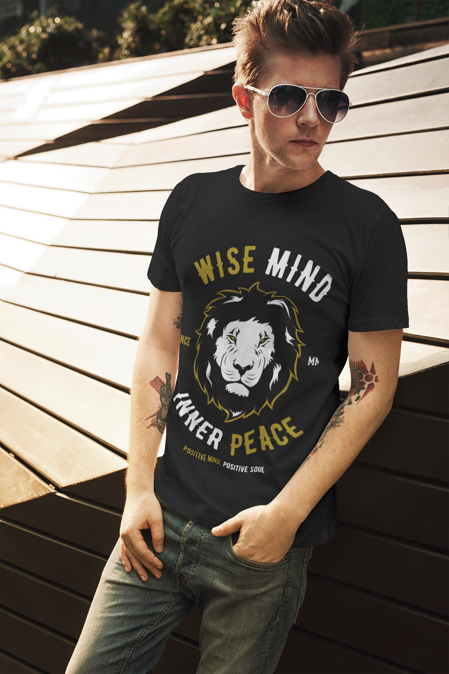 ULTRABASIC Men's T-Shirt Wise Mind Inner Peace - Lion Positive Shirt for Men